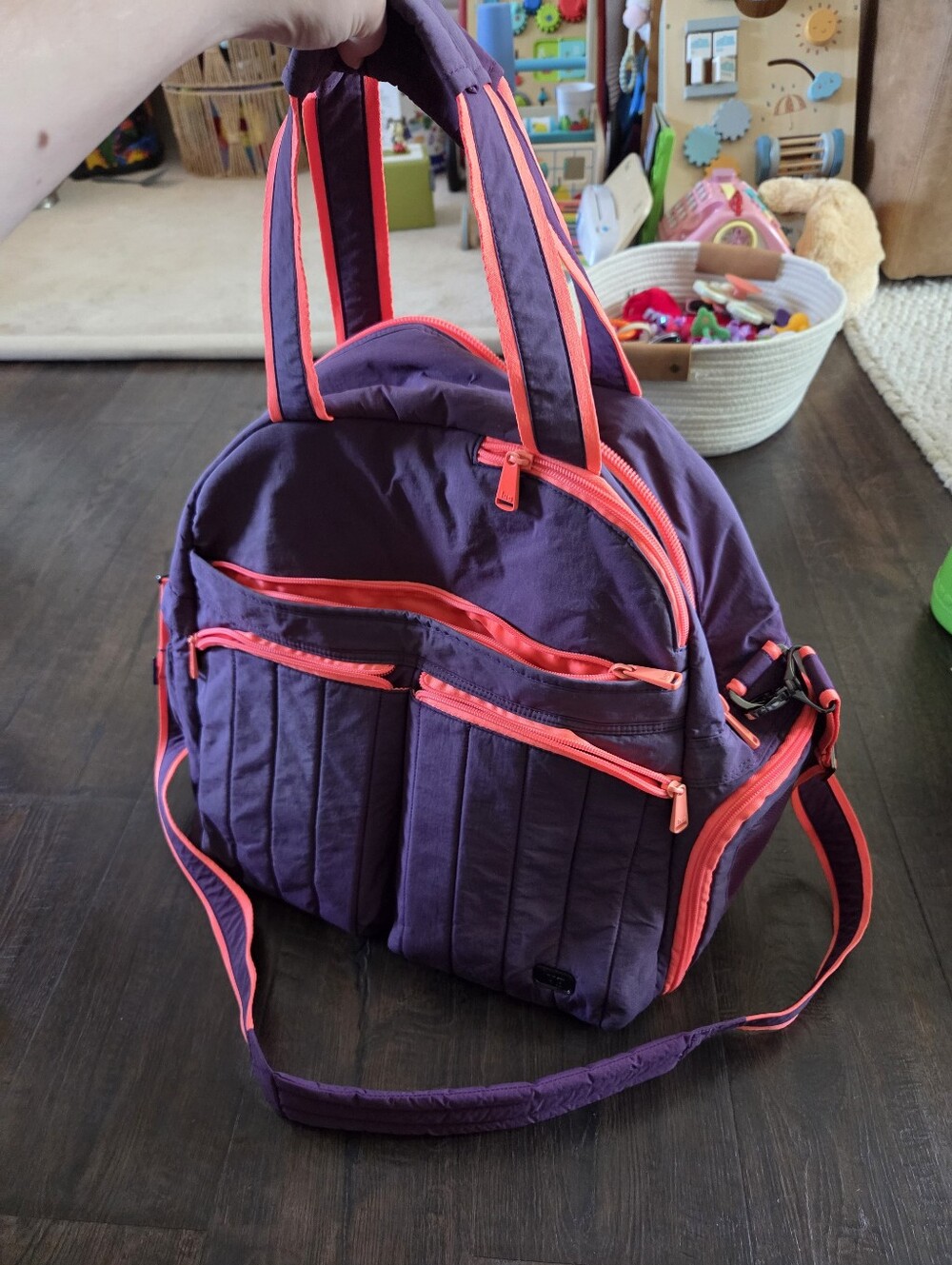 ​Lug Orange Label Puddle Jumper Duffle Bag Purple Neon Pink Trim Overnight Trave